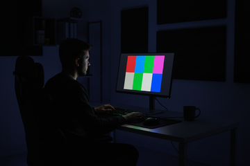 The DIY Monitor Color Test: Checking for Dead Pixels and Uniformity at Home