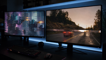 What Causes Screen Tearing on Only One Monitor in a Multi-Display Setup?