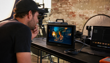 Why Are Photographers and Videographers Adopting Portable Monitors for On-Location Color Grading?